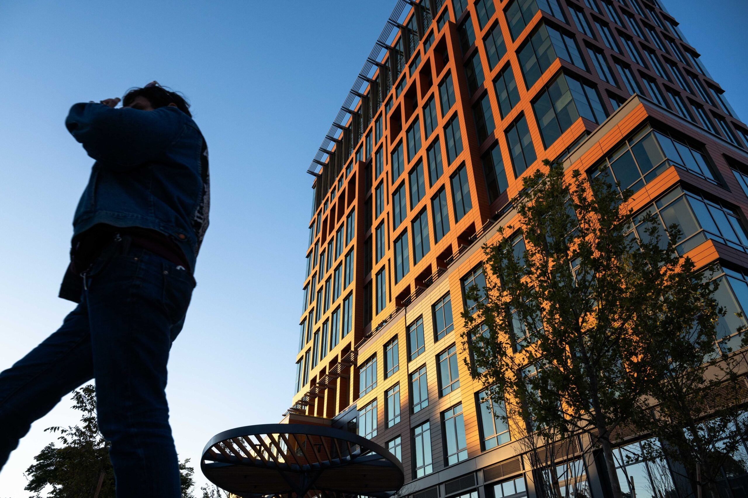 boston.com - The Boston Globe - How the sale of a brand-new, empty office building in Cambridge will reshape the real estate market