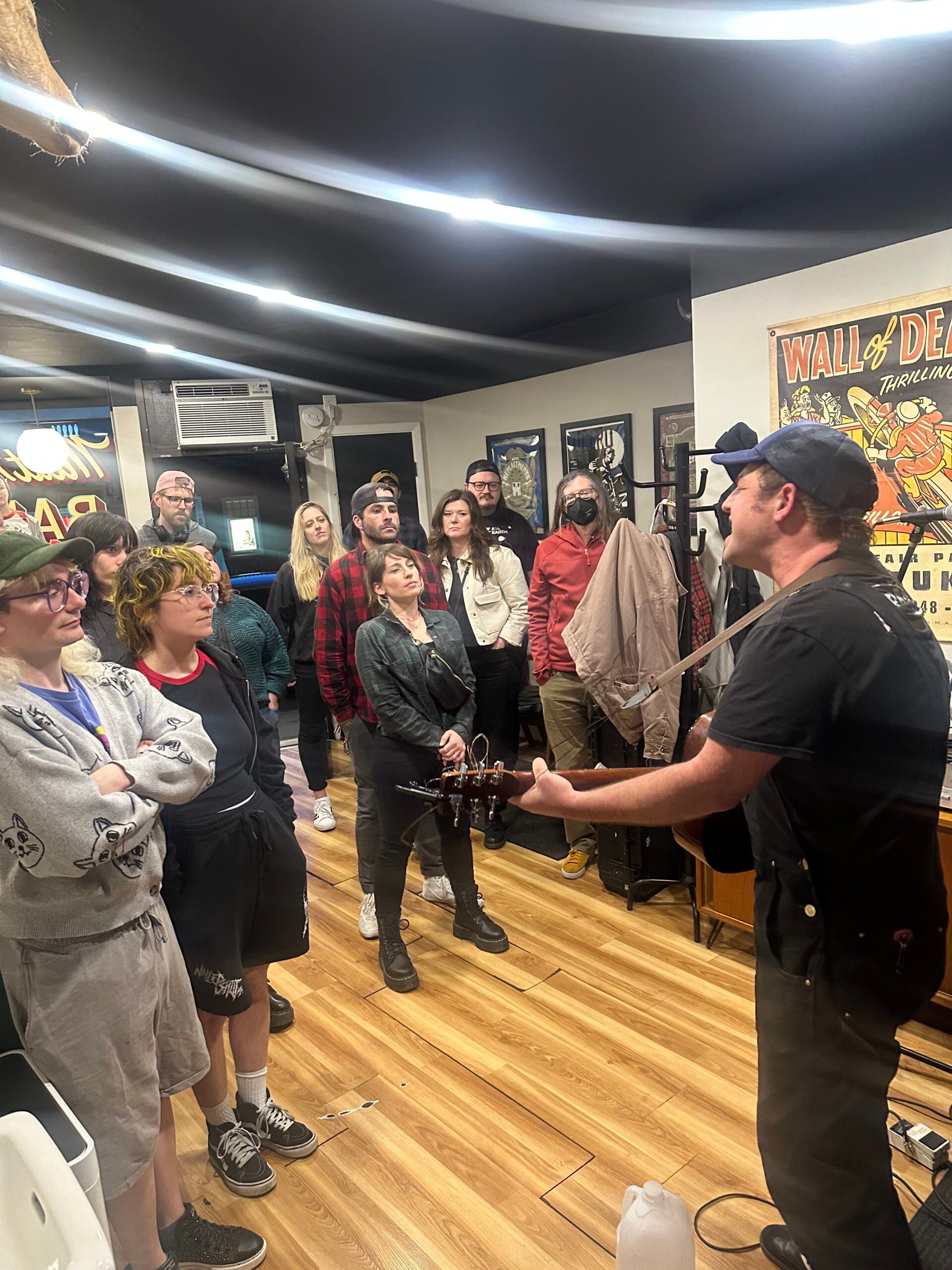 Brighton community raises $25k for flooded barbershop插图4