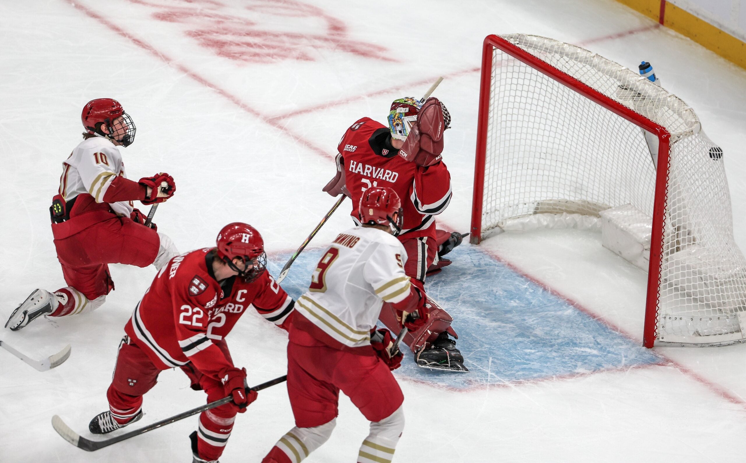 James Hagens, Boston College dominate Harvard in first Beanpot semifinal插图2