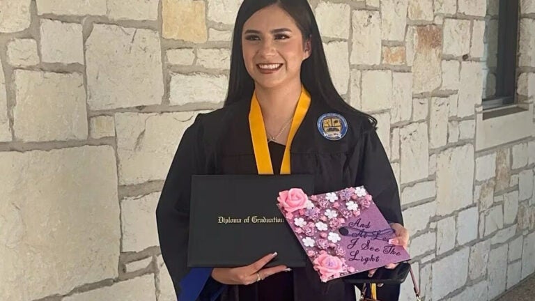 Judge gives the US 2 weeks to retrieve student deported to Honduras while traveling for Thanksgiving