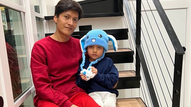 5-year-old Liam Conejo Ramos and father return to Minnesota from ICE facility in Texas