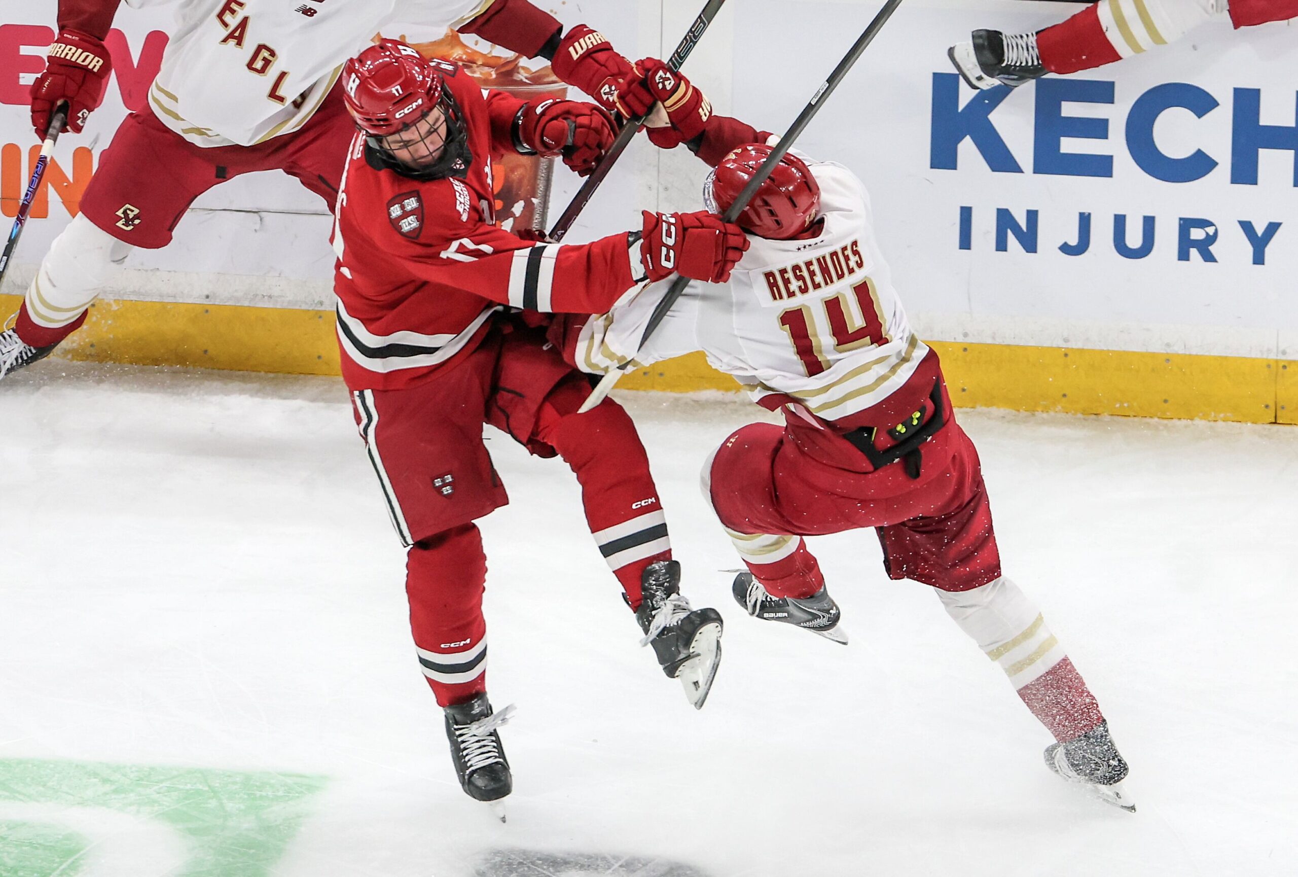 James Hagens, Boston College dominate Harvard in first Beanpot semifinal插图3