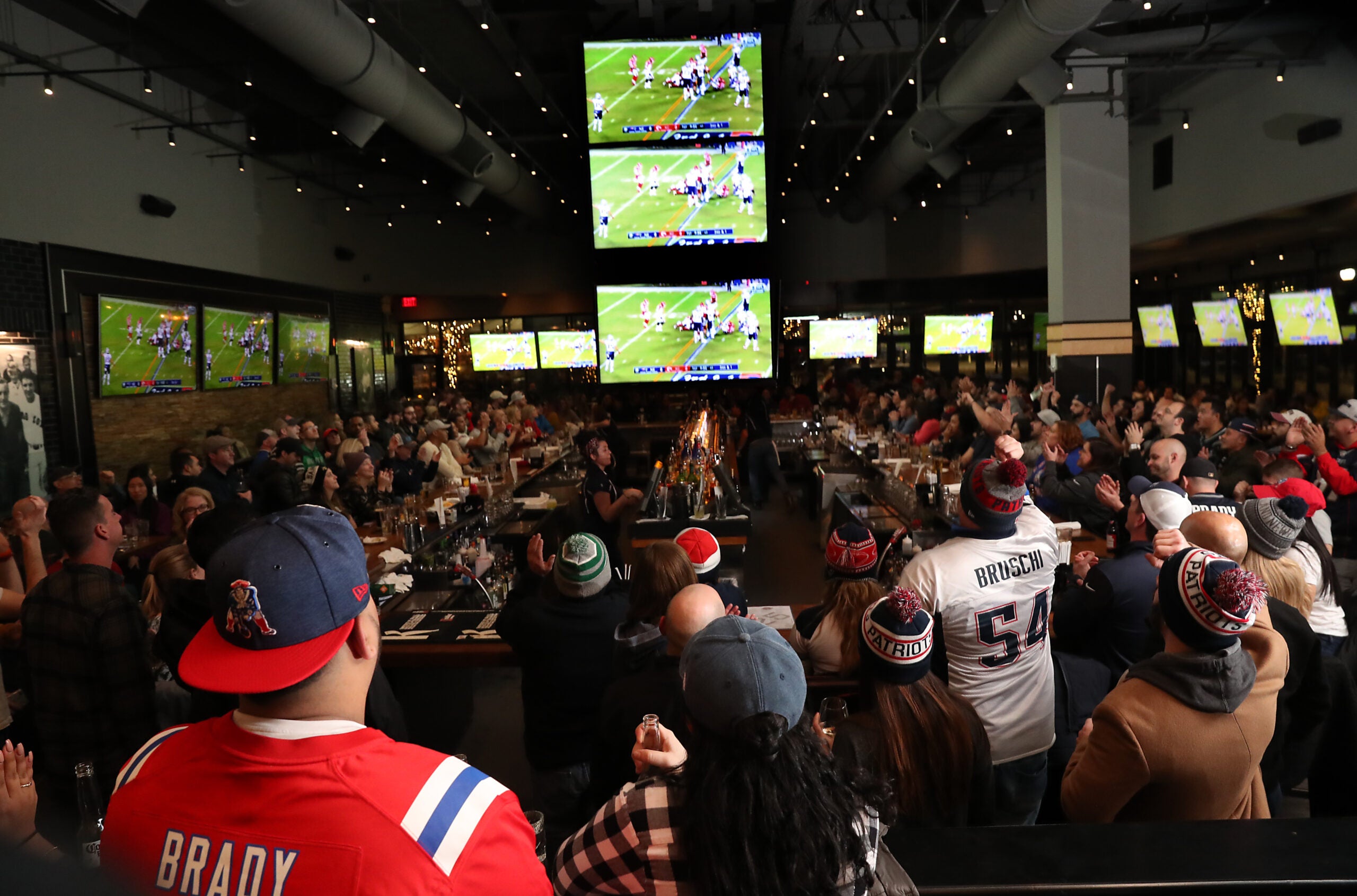Where to watch Super Bowl 2026 in Boston: 7 must-visit sports bars插图3
