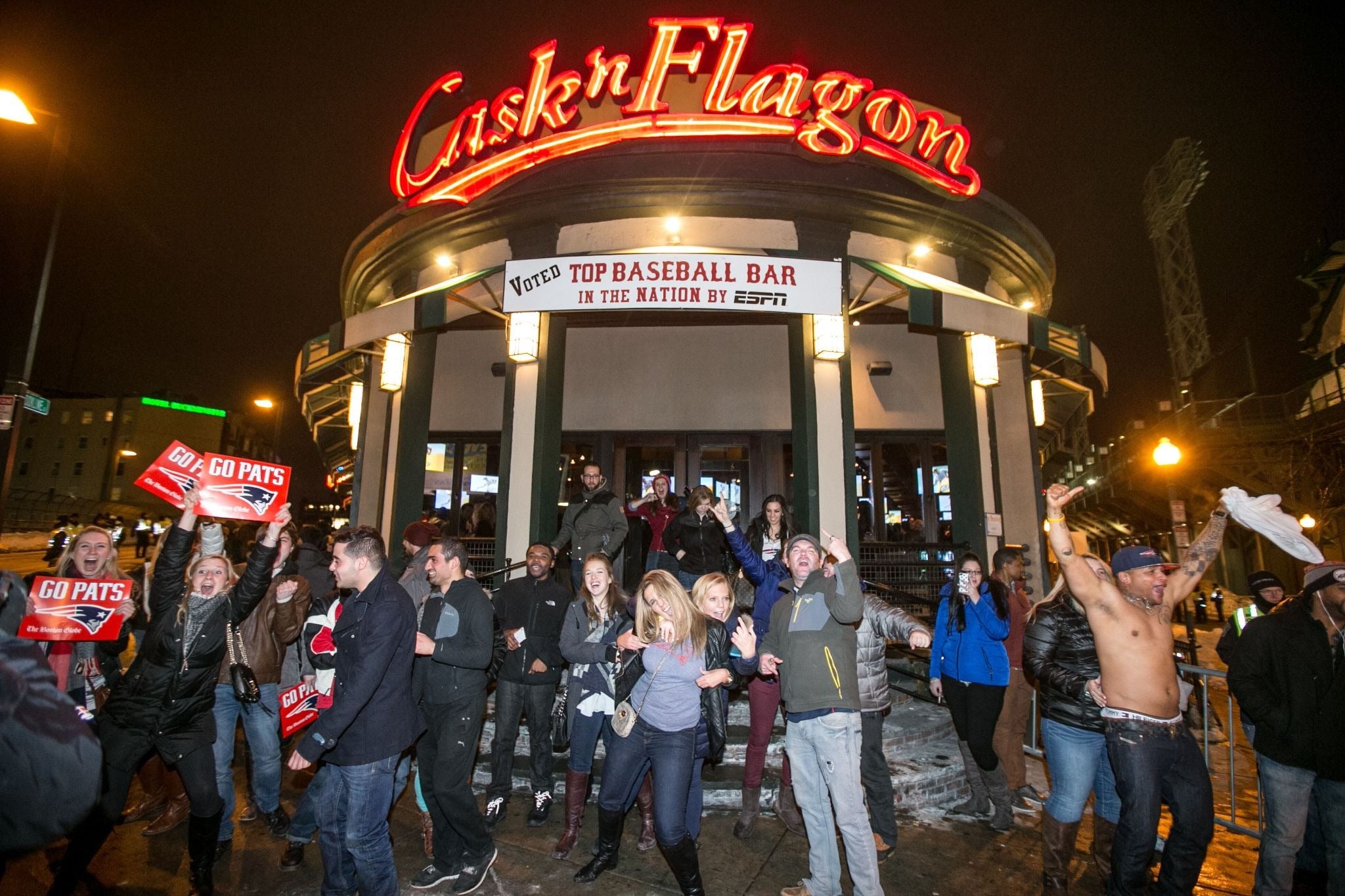 Where to watch Super Bowl 2026 in Boston: 7 must-visit sports bars插图4