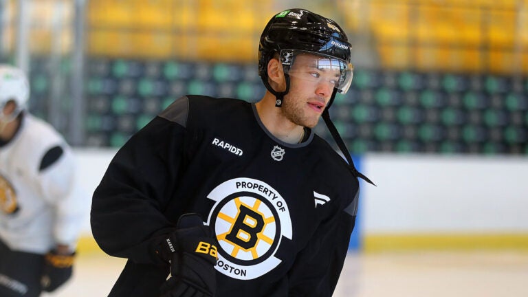 Bruins’ Jordan Harris looking to make hockey more accessible, inclusive in Mass.插图 The Boston Bruins held a captain’s practice at Warrior Arena oin Thursday morning. Jordan Harris skates in warmups.