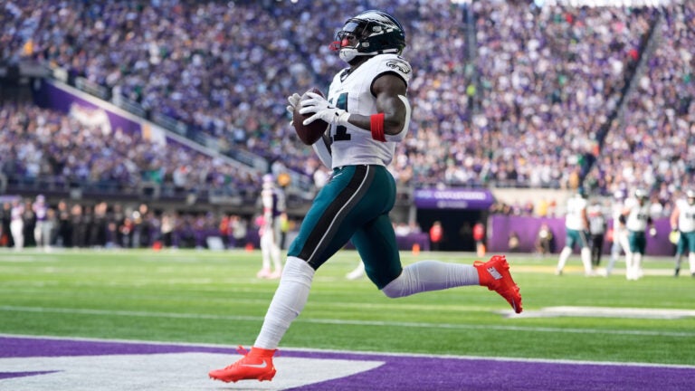 A.J. Brown Patriots trade rumors