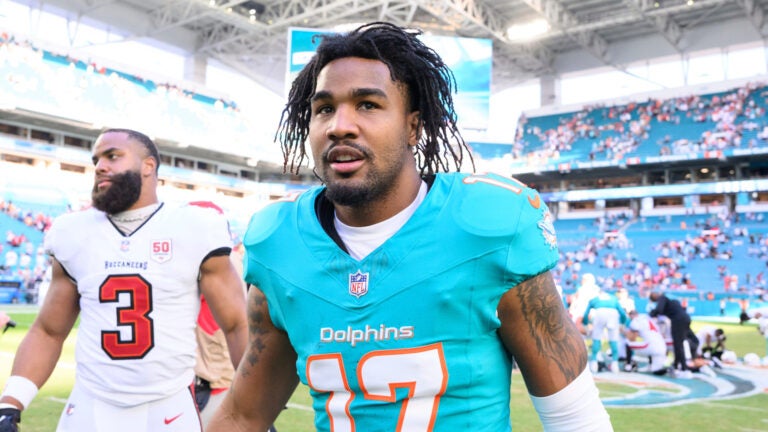 Why Jaylen Waddle's trade to Broncos is bad news for the Patriots