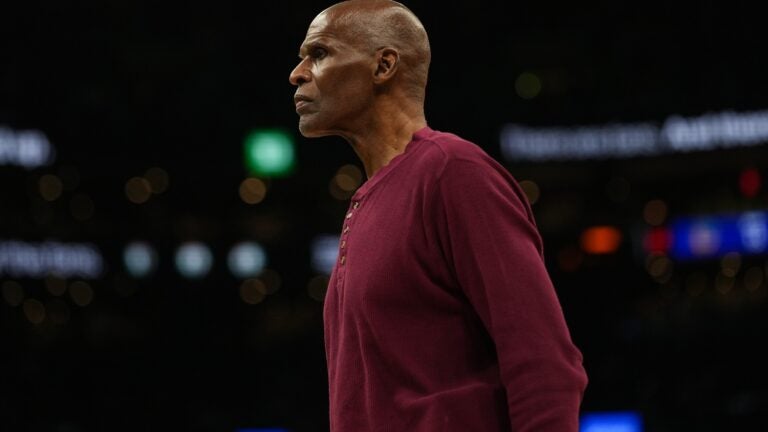 Joe Mazzulla reminds Robert Parish of Hall-of-Fame coach