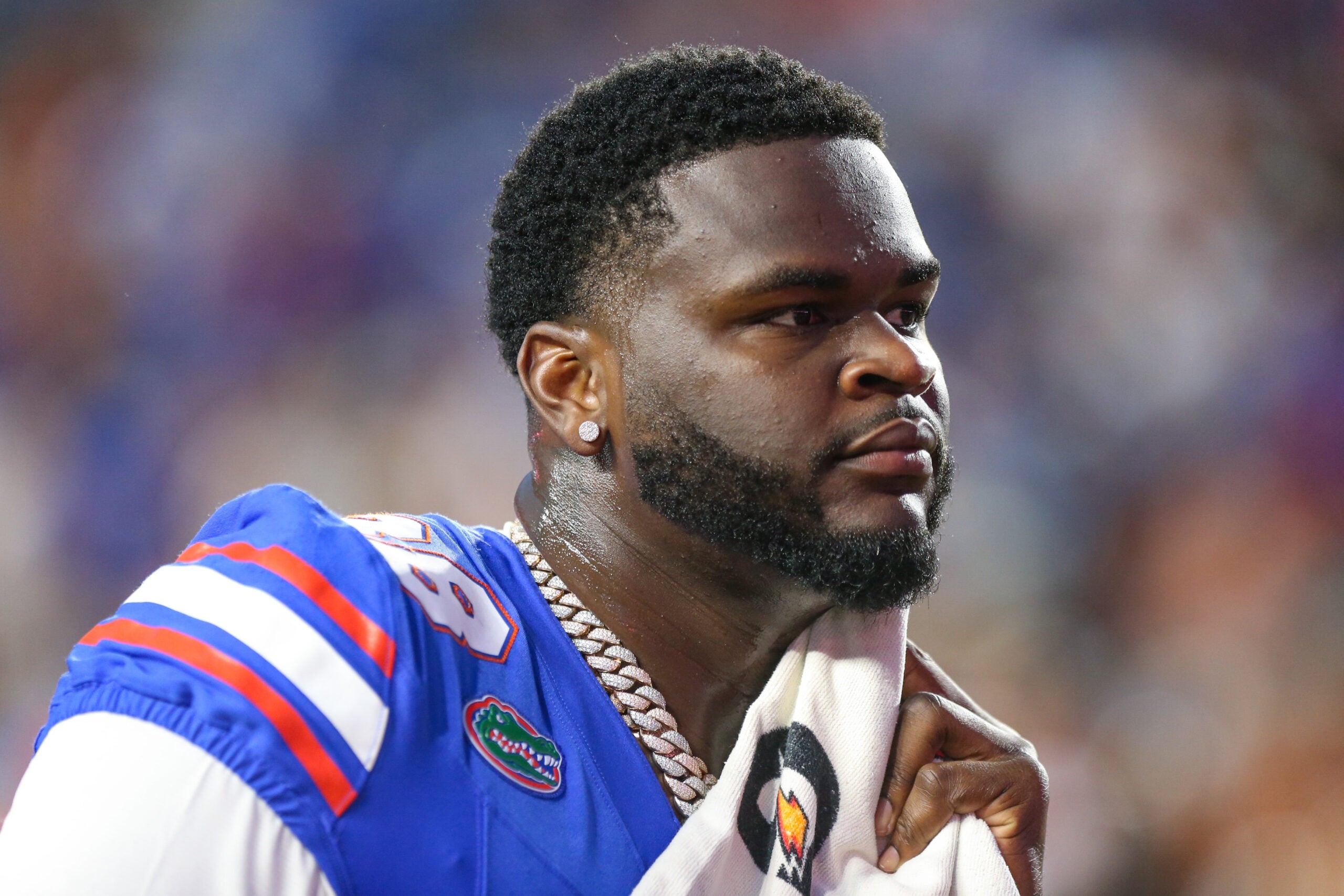 boston.com - Hayden Bird - Patriots opt for line help in latest NFL mock draft