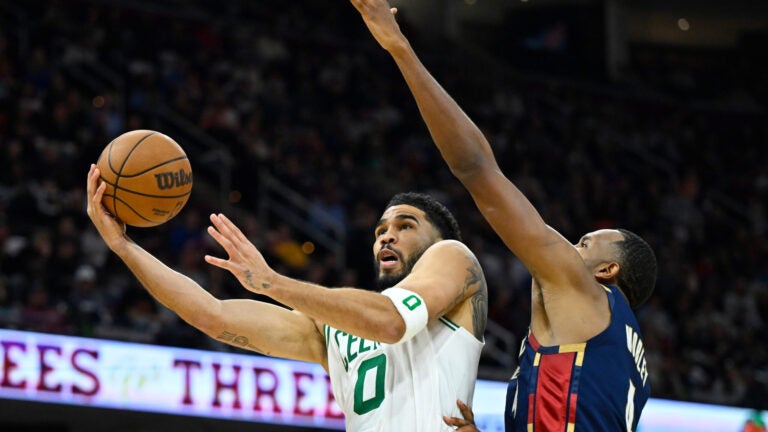 Brown, Tatum shine in Celtics win over Cavaliers: 7 takeaways Brown, Tatum shine in Celtics win over Cavaliers: 7 takeaways