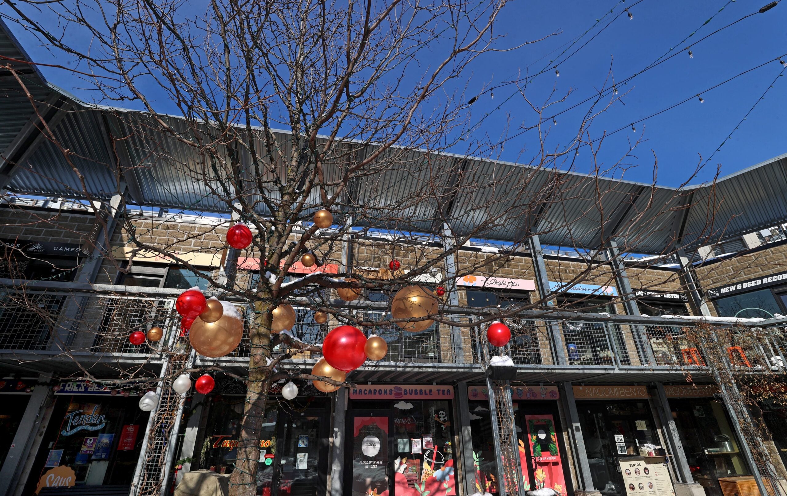 boston.com - The Boston Globe - In a region desperate for fresh retail, Bow Market is 'a total unicorn situation.' Why?