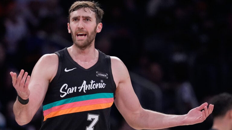Ex-Celtic Luke Kornet calls out Hawks over ‘Magic City’ promo Ex-Celtic Luke Kornet calls out Hawks over ‘Magic City’ promo