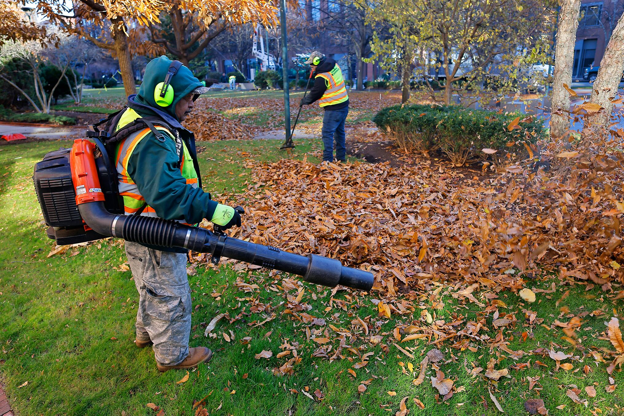 boston.com - Autumn Sloboda - Where does it end?': Readers react to gas-powered leaf blower bans