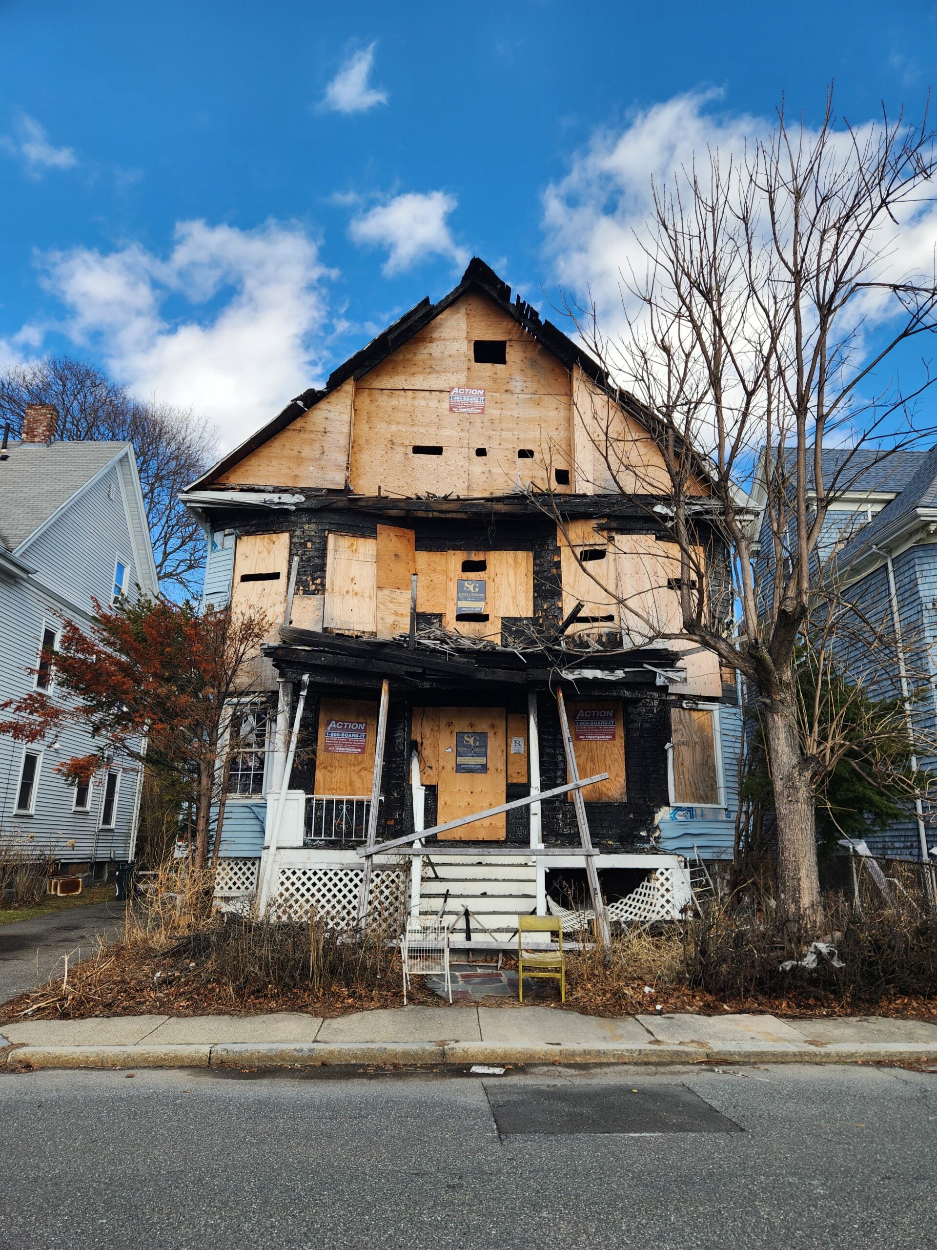 boston.com - Regina Cole - Inside the burned Dorchester house that sold for $776k