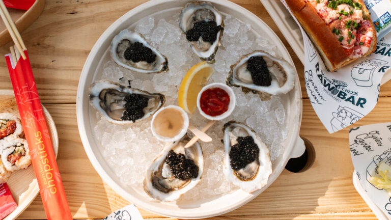 Island Creek Oyster Raw Bar