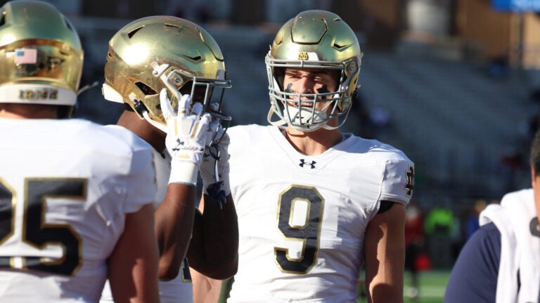 Notre Dame tight end Eli Raridon (9) on the field before an NCAA college football game against Boston College, Saturday, Nov. 1, 2025, in Boston.