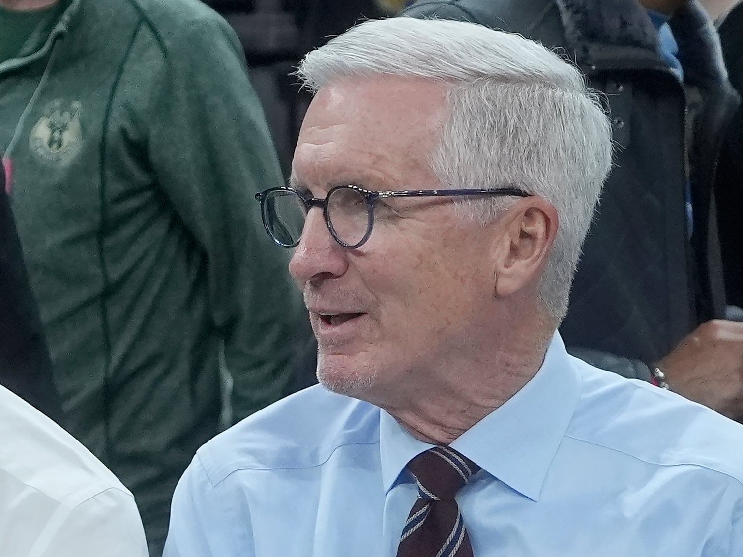 boston.com - Chad Finn - Sports media: Mike Breen speaks up for regional networks, who don't air first-round NBA playoff games under new deal