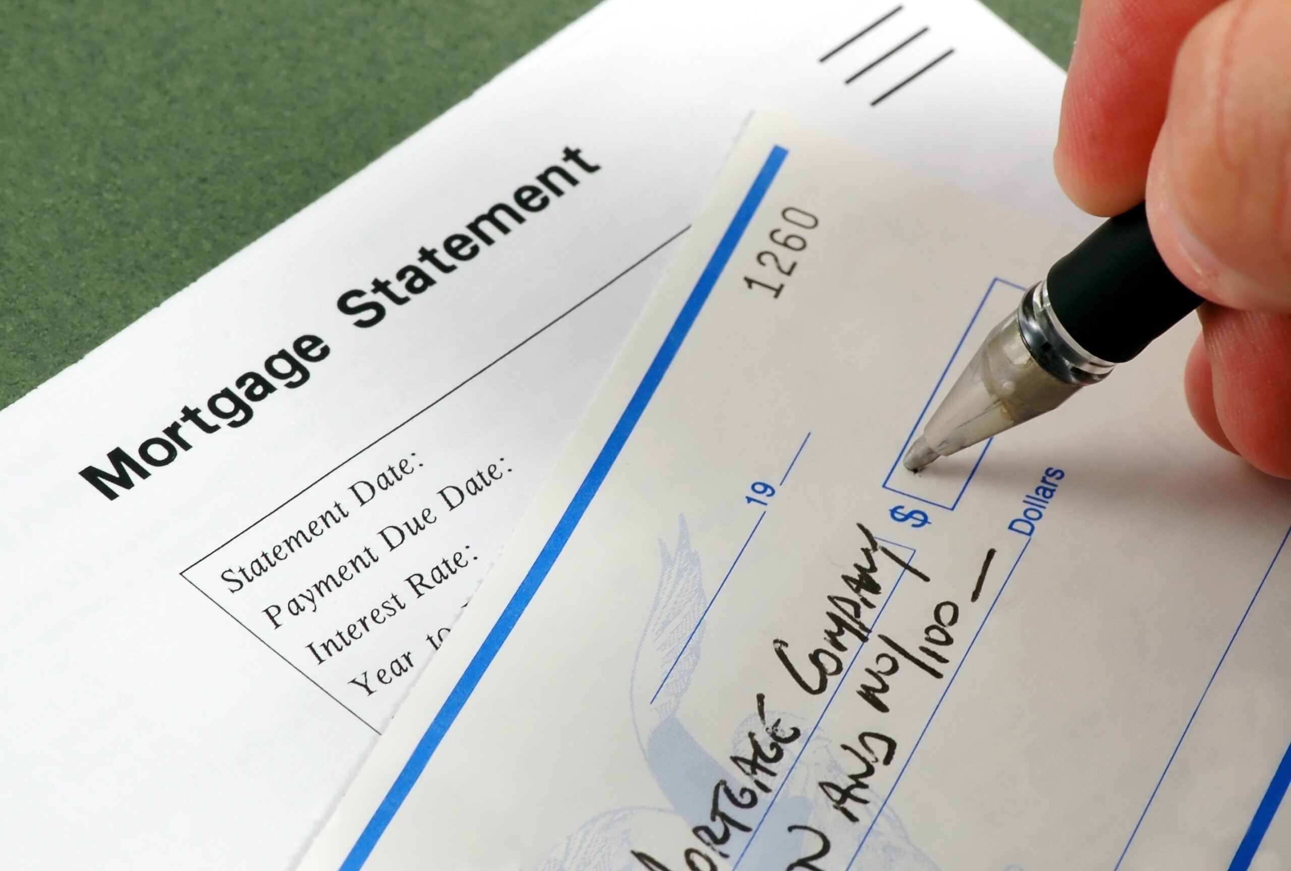 boston.com - Robyn A. Friedman - In a hot housing market, Boston buyers are being more strategic
