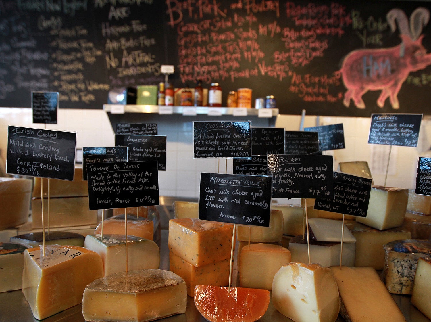boston.com - Kelly Egan - 3 Boston cheese shops perfect for the ultimate summer picnic spread