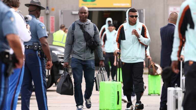 Kylian Mbappe, France greet fans outside hotel in Boston Kylian Mbappe, France greet fans outside hotel in Boston
