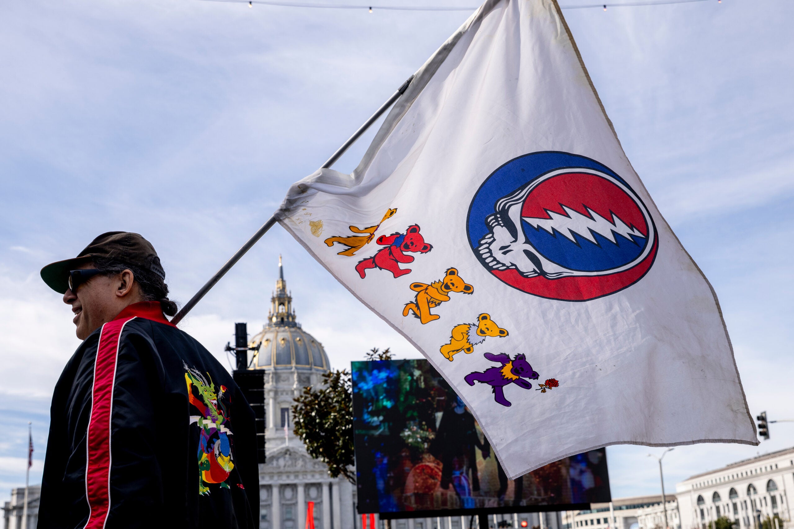 boston.com - Lauren Daley - Grateful Dead-themed events around New England this summer
