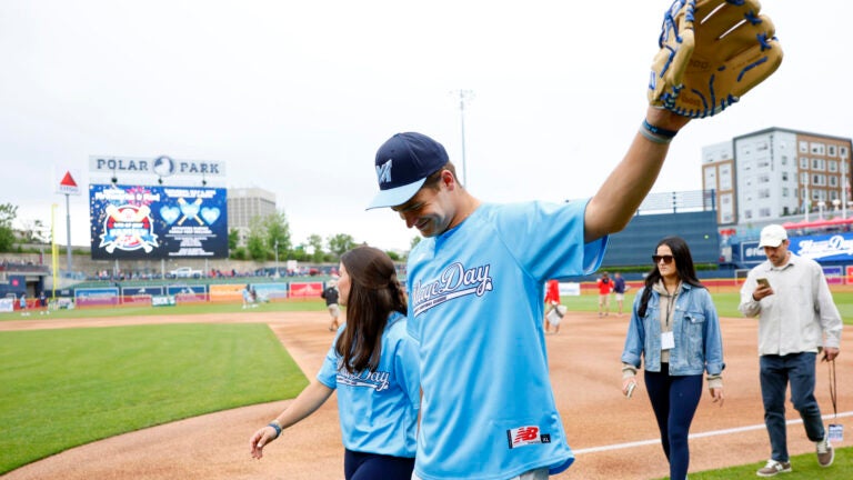 Drake & Ann Michael Maye’s charity softball game is a big hit Drake & Ann Michael Maye’s charity softball game is a big hit