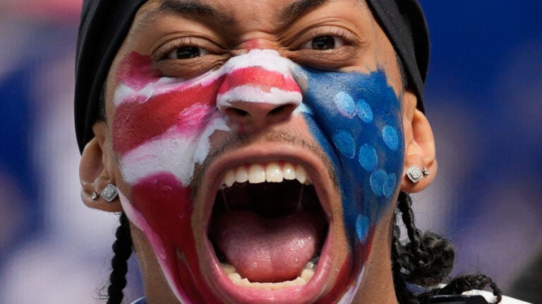 US opens its home World Cup with a dynamic 4-1 victory over Paraguay US opens its home World Cup with a dynamic 4-1 victory over Paraguay