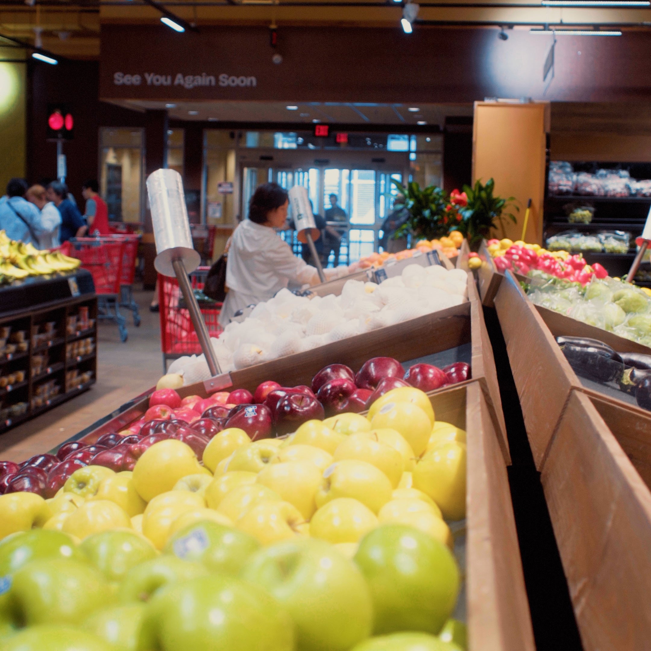 boston.com - Nathan Tavares - What's inside T Market, the new Asian grocery store at Natick Mall