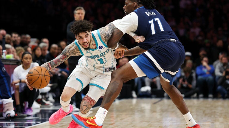 Hornets reportedly trade LaMelo Ball, Josh Green to Timberwolves for Naz Reid, draft picks