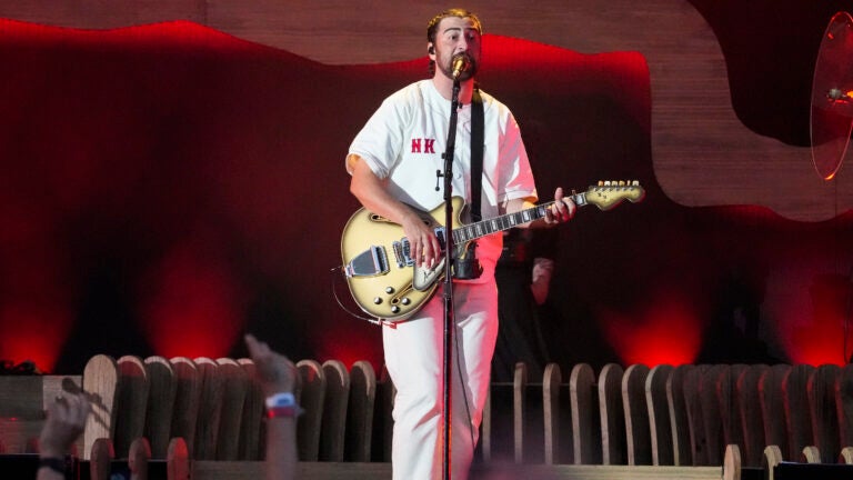 Noah Kahan-inspired bill would cap ticket resale prices. Do you support it?