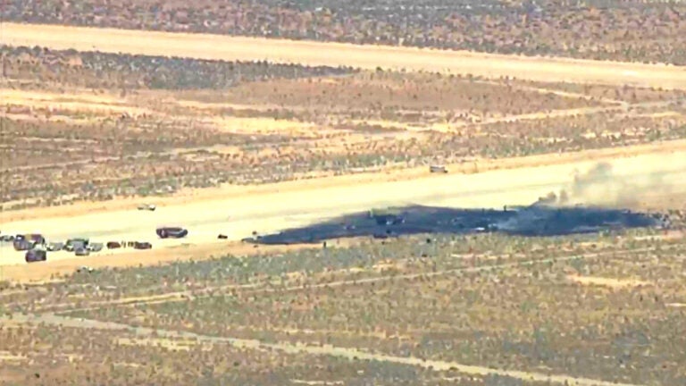 8 dead in B-52 bomber crash at base in California, officials say 8 dead in B-52 bomber crash at base in California, officials say