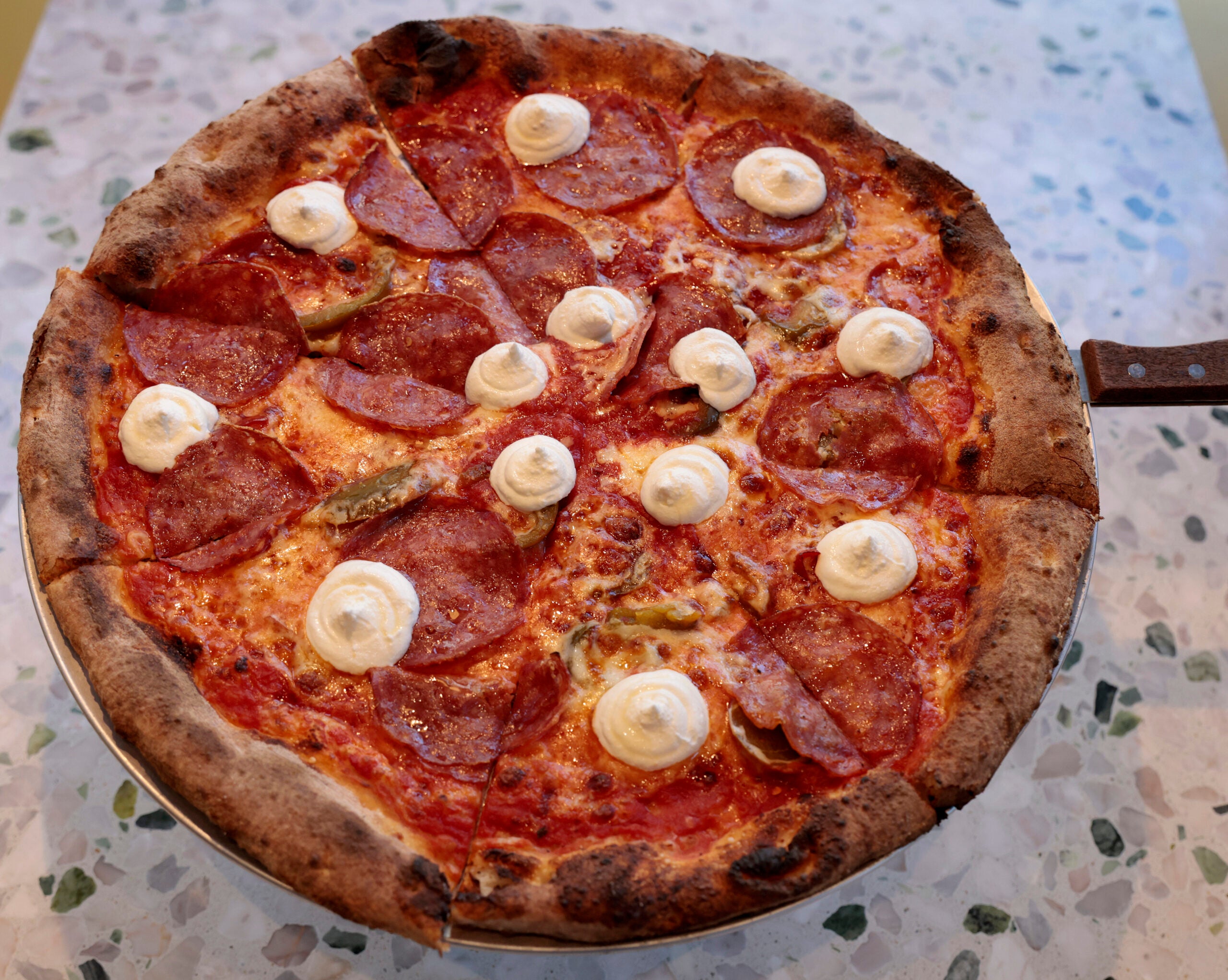 boston.com - Emily Turner - FiDO Pizza in Allston closes less than a year after opening
