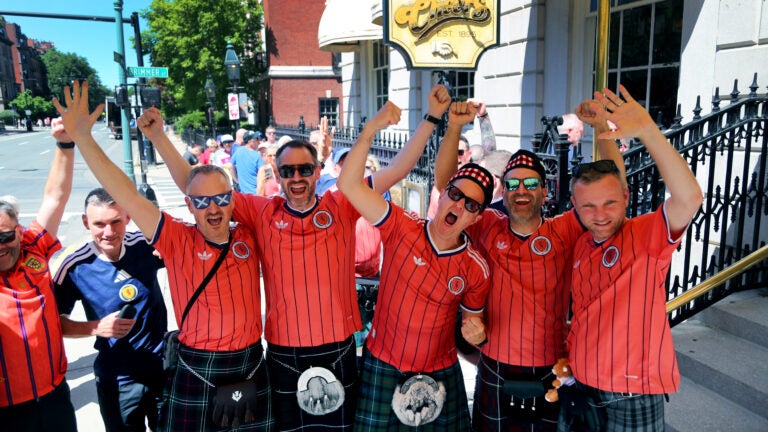 190+ Boston bars and restaurants get extended World Cup hours. See the full list.