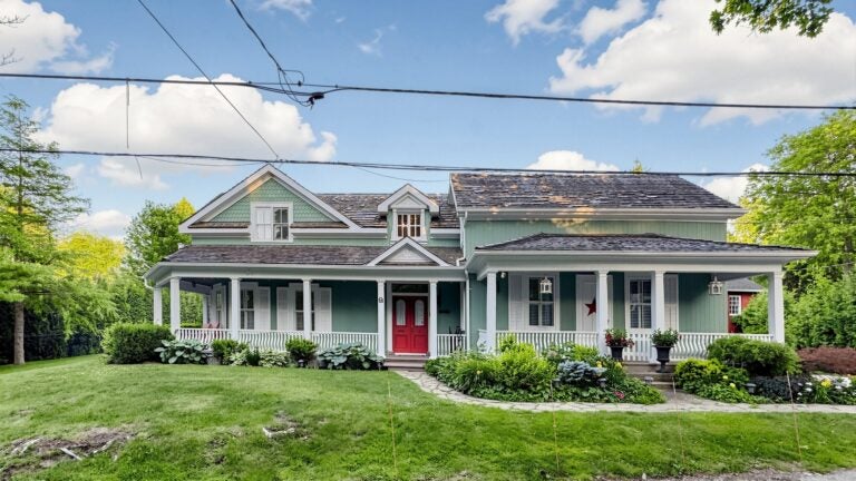 Original ‘Gilmore Girls' house is on the market for $2.76 million