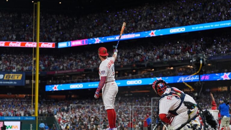 Jordan Walker rallies to win Home Run Derby over Kyle Schwarber Jordan Walker rallies to win Home Run Derby over Kyle Schwarber