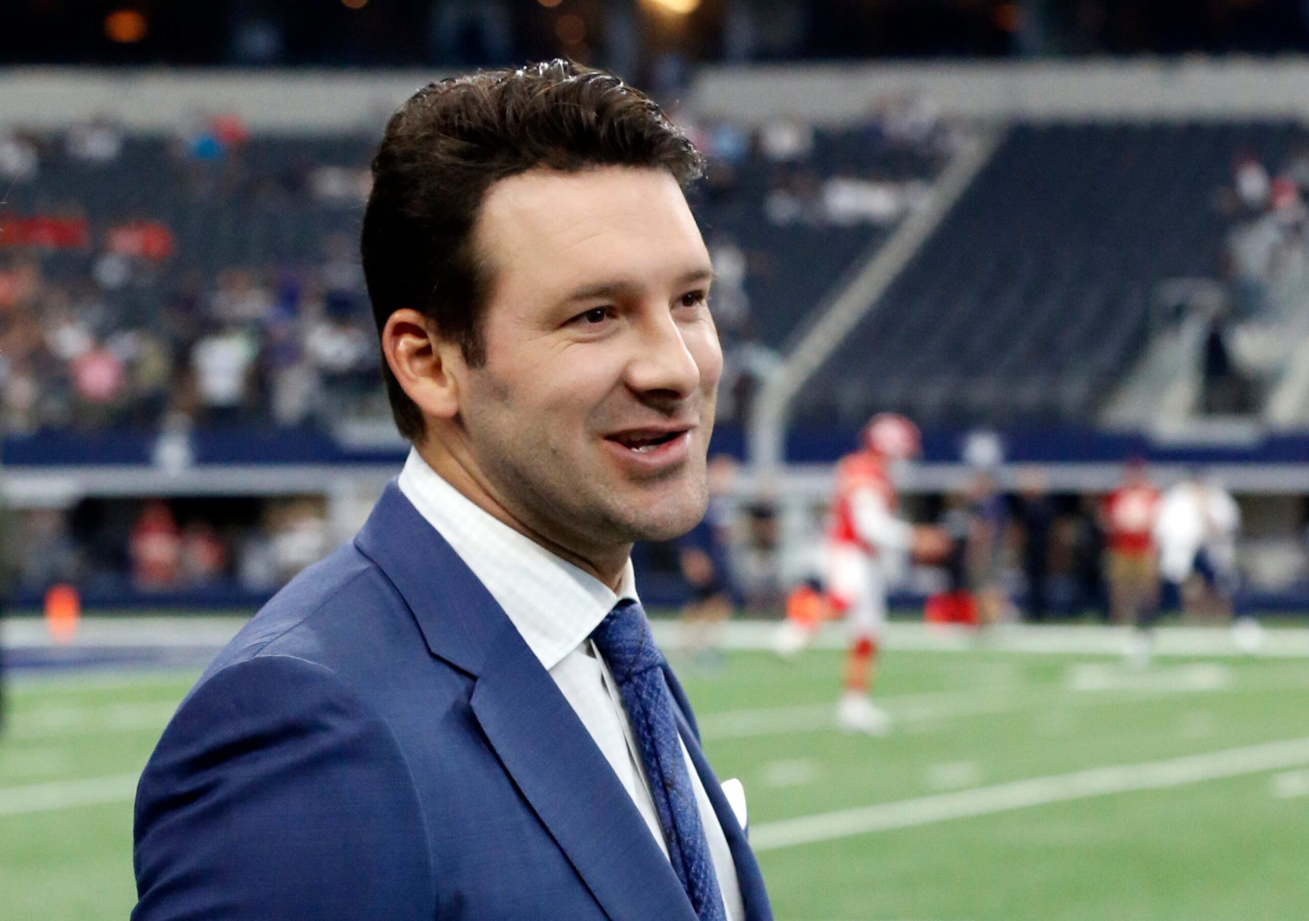 boston.com - Chad Finn - NFL analyst Tony Romo placed on leave 'until further notice' by CBS after arrest