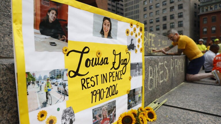 Thousands demand Wu address street safety after cyclist killed in crash Thousands demand Wu address street safety after cyclist killed in crash