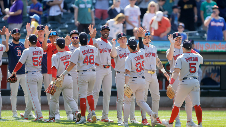 Lindor error leads to Red Sox comeback win over Mets Lindor error leads to Red Sox comeback win over Mets