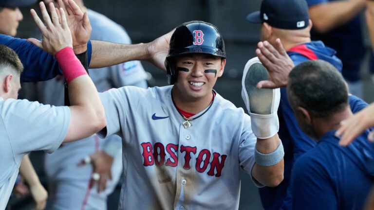 Red Sox win fifth straight, top White Sox 5-0 Red Sox win fifth straight, top White Sox 5-0