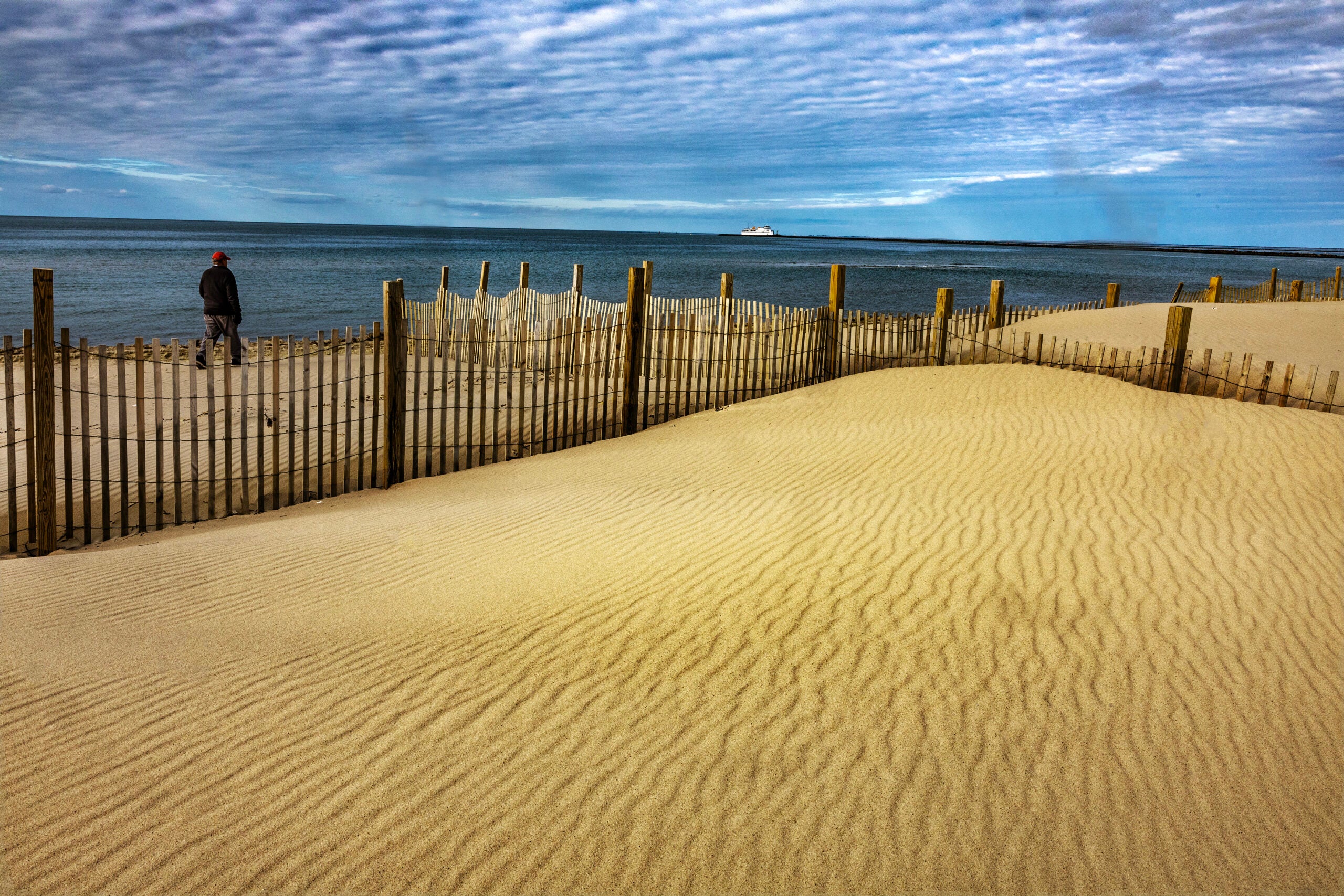 Hull man dies after apparent drowning at Nantasket Beach, officials say