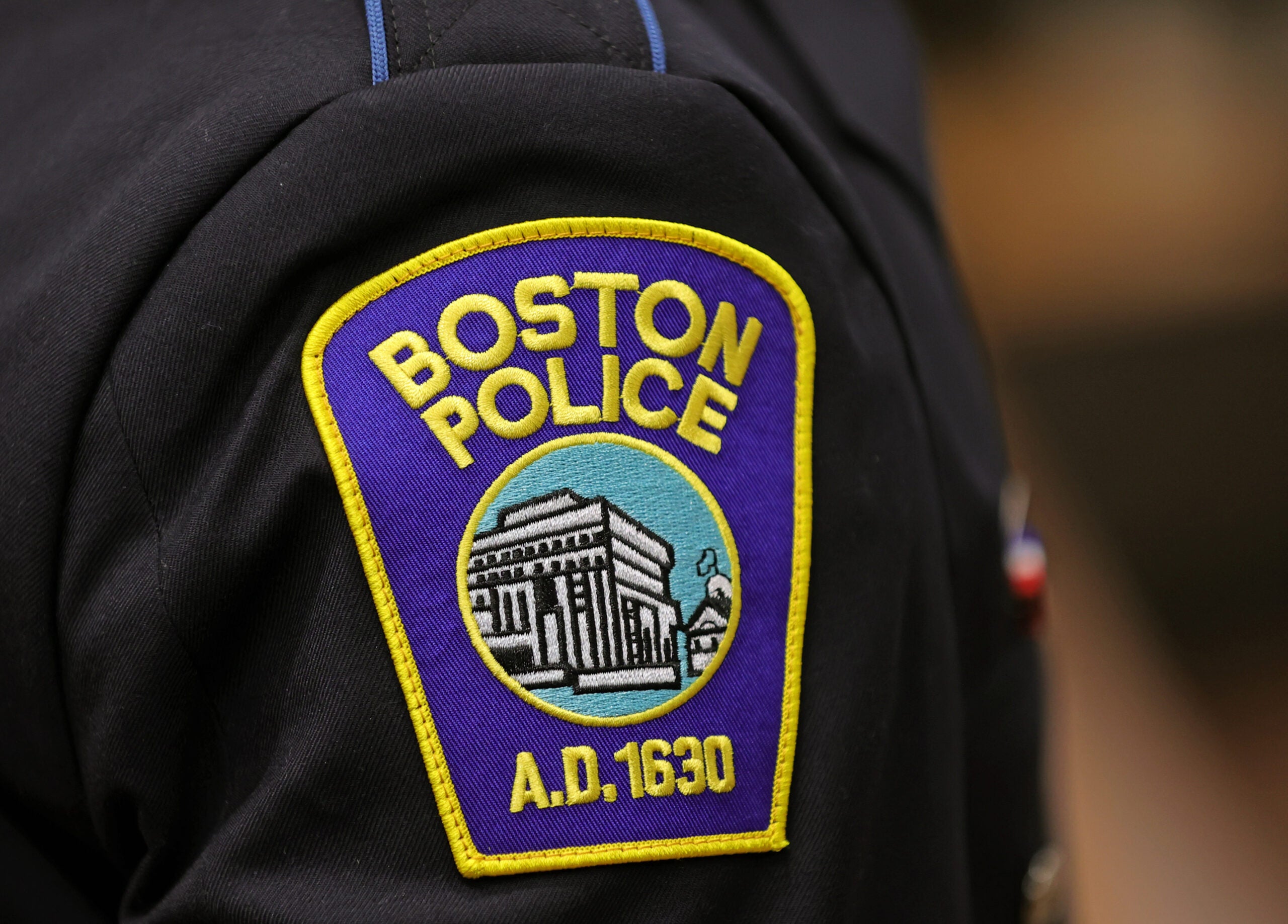 Man dies in Roxbury shooting