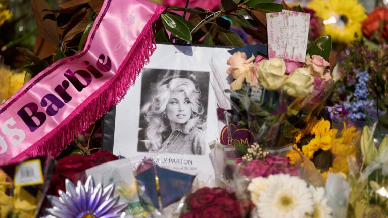 Dolly Parton streams skyrocket after her death, making her the most streamed artist globally Dolly Parton streams skyrocket after her death, making her the most streamed artist globally