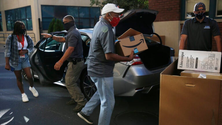 Here’s what it’s like to be a mover on September 1 in Boston Here’s what it’s like to be a mover on September 1 in Boston