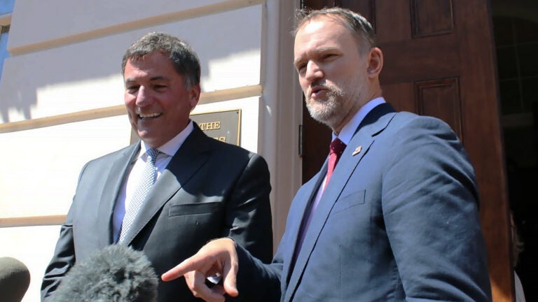 Canada-U.S. Trade Minister Dominic LeBlanc, left, and United States Trade Representative Jamieson Greer speak to reporters in Washington, D.C., on Wednesday, Aug. 19, 2026, the day after the Trump administration temporarily delayed tariffs on Canada. (Kelly Geraldine Malone/The Canadian Press via AP) AP