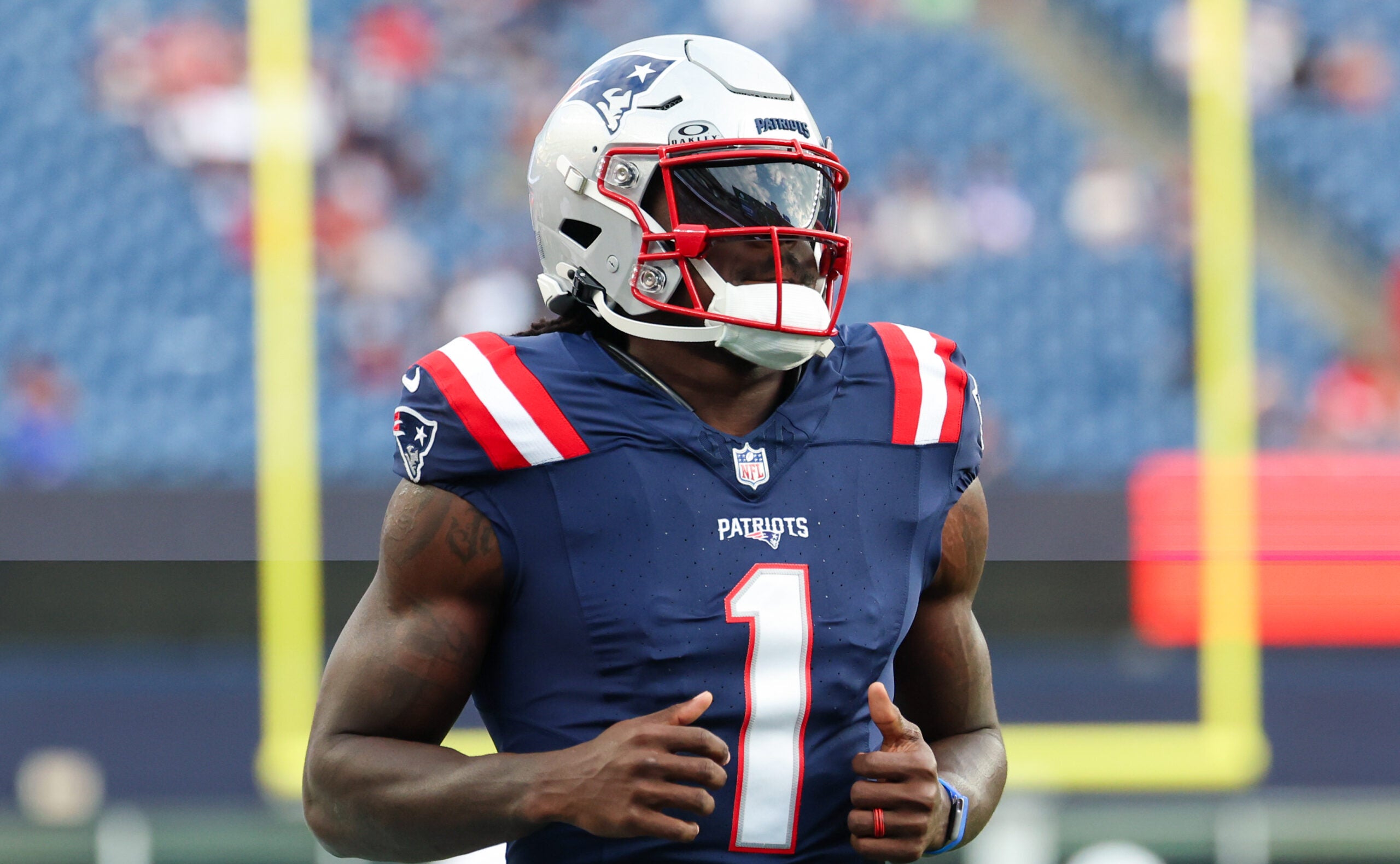 boston.com - Colin McCarthy - A.J. Brown tried to get Drake Maye into Patriots preseason game vs. Colts