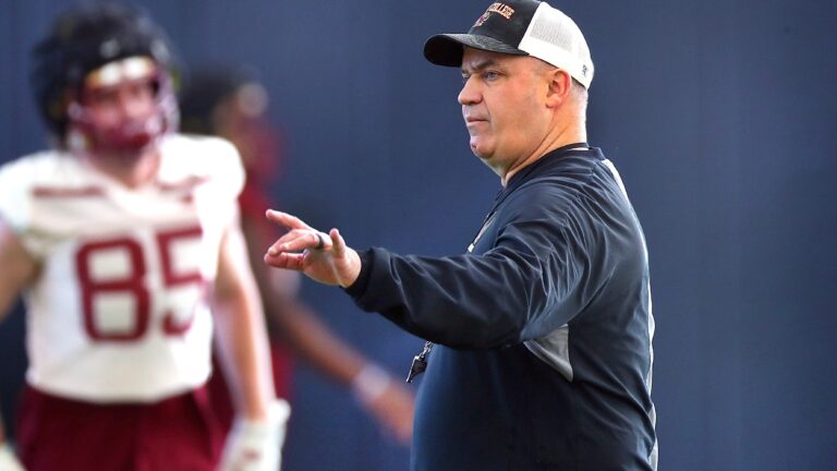 Coach Bill O’Brien believes his BC football team can build off the momentum from the Red Sox’ remarkable turnaround Coach Bill O’Brien believes his BC football team can build off the momentum from the Red Sox’ remarkable turnaround