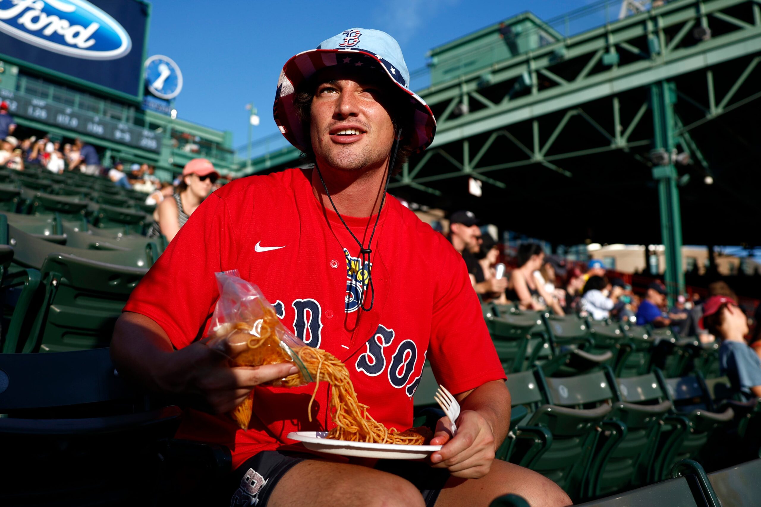 boston.com - The Boston Globe - Yes, you can bring your own food into Fenway