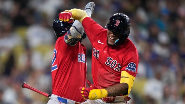 Red Sox fend off Dodgers, 9-4, in grindy series opener Red Sox fend off Dodgers, 9-4, in grindy series opener