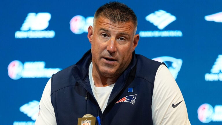 Mike Vrabel makes candid admission about Patriots’ depth issues