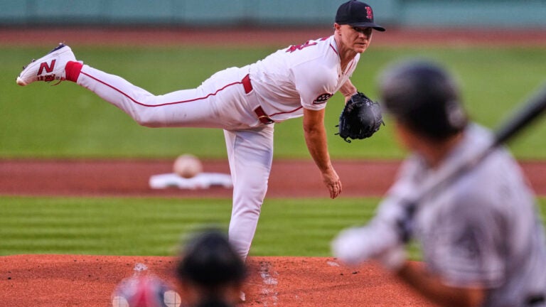 Red Sox beat White Sox 4-0 for 7th straight win Red Sox beat White Sox 4-0 for 7th straight win